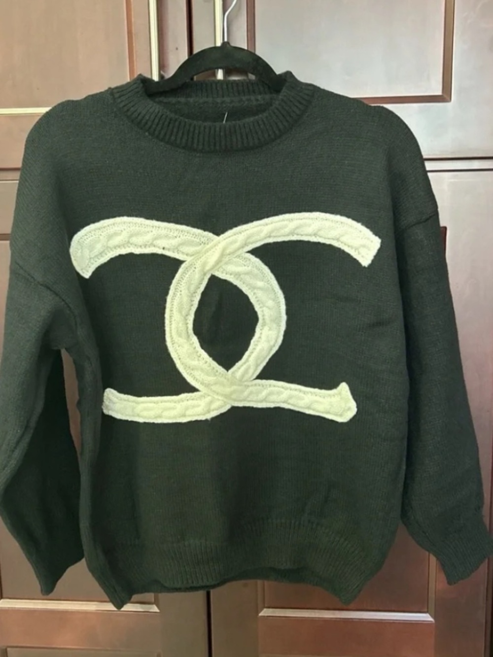 Soft black luxe CC sweater - Picture 3 of 3